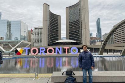 TORONTOの文字と一緒に